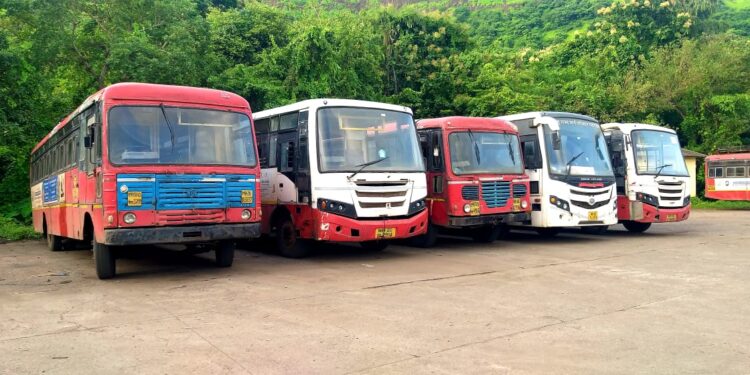 श्रीवर्धन आगारातील वाहतुक विस्कळली