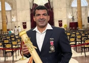 विरेंदर पद्मश्री करणार परत