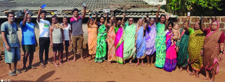 मोबाइलच्या कमजोर नेटवर्कनं श्रीवर्धनकर त्रस्त