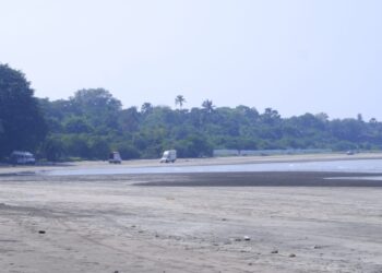 बेकायदा वाळू वाहतूकीवर मांडवा पोलिसांची कारवाई