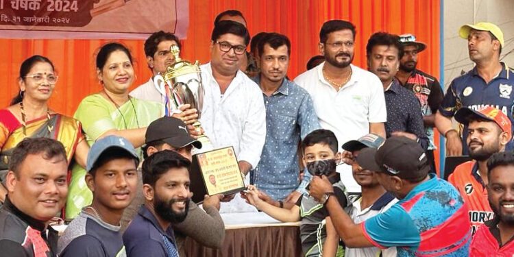 एकसाथ क्रिकेट संघ ठरला अव्वल