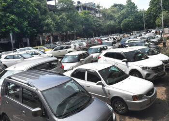 कळंबोली वसाहतीत कोंडी विघ्न