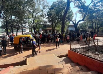 ई-रिक्षाचालकांची पंचाईत; सातपैकी सहाच रिक्षा सुरू