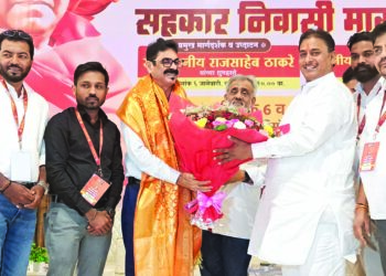 अजित पवारांनी आम्हाला सहकारबाबत शिकवू नये