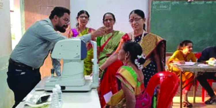 हळदीकुंकू निमित्ताने नेत्र चिकित्सा शिबीर