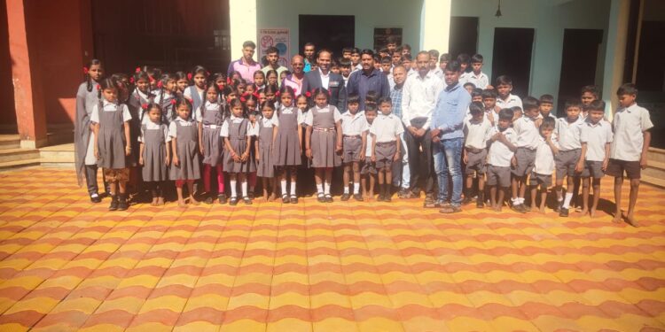 आदिवासी विद्यार्थ्यांनी सैन्य दलात भरती व्हा