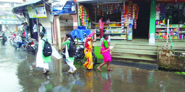 मुरुडमध्ये अवकाळीमुळे शेतकरी चिंतेत