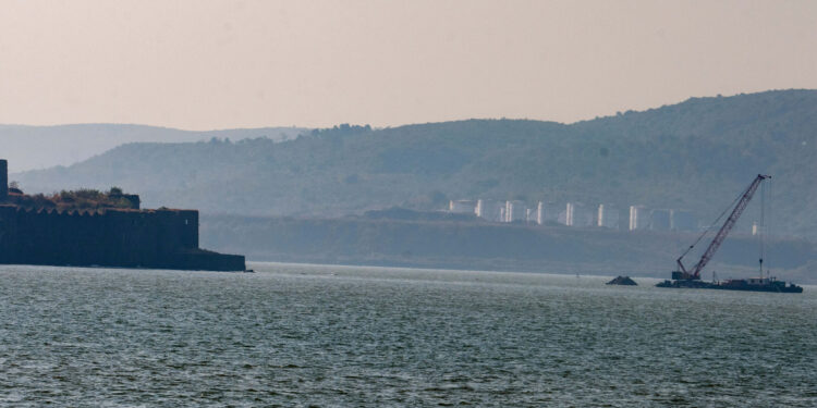 जंजिरा किल्ल्यात जाणं होणार सुखकर