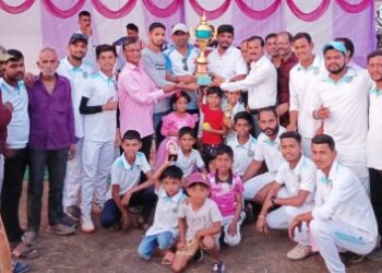 गावदेवी क्रिकेट स्पर्धा; धाक्सुद चिल्हे विजयी