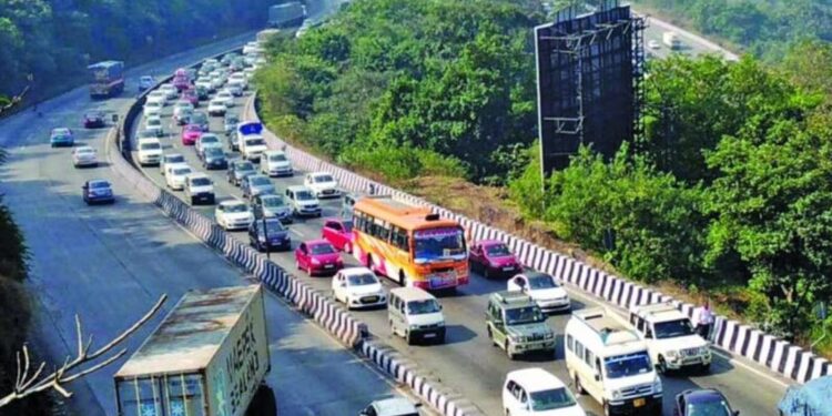 उद्या मुंबई-पुणे द्रुतगती महामार्गावर ब्लॉक