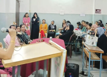 हिरवळ महाविद्यालयात आरोग्य, स्वच्छता सेमिनार संपन्न