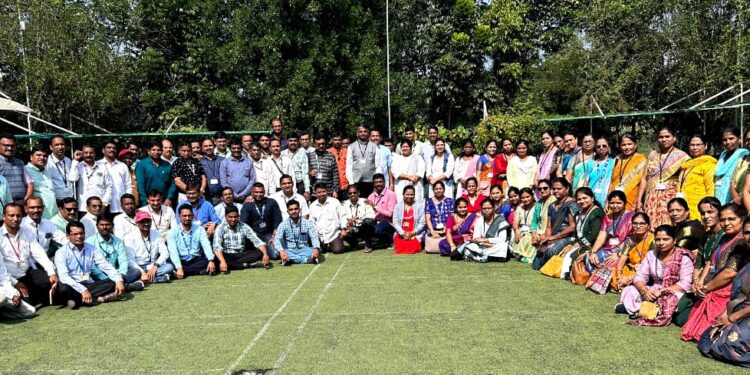 कर्जत तालुक्यातील शिक्षक वाबळेवाडीत