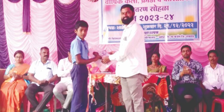 स्वामी विवेकानंद विद्यालयाचे स्नेहसंमेलन