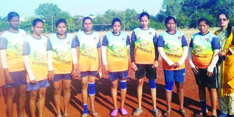 महिला कबड्डी संघाची राज्यस्तरीय स्पर्धेत झेप