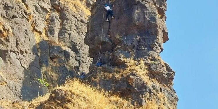 ‘मॅकविला द जंगल यार्ड’ च्या प्रस्तरारोहकांची चंदेरी मोहीम