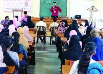 महाविद्यालयात सायबर सुरक्षा मार्गदर्शन