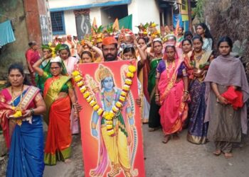 चिरनेरमध्ये कलश यात्रेला प्रतिसाद