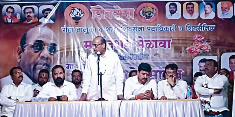 भाजपच्या राजकारणाचा दर्जा घसरलाः अनंत गीते