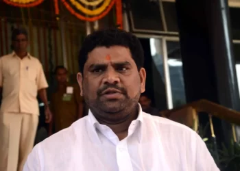महानिकाल! राहुल नार्वेकरांची नार्को टेस्ट करा; ठाकरे गट आक्रमक