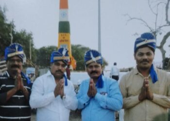 शौर्य दिनानिमित्त विजयस्तंभास अभिवादन