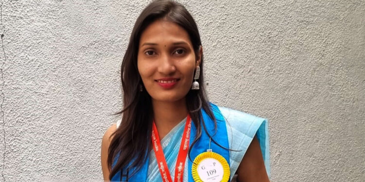 डॉ.दक्षता पाटील ठरली सुवर्ण पदकाची मानकरी