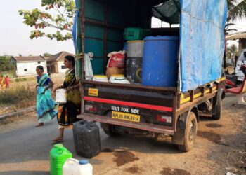 खारेपाटात पाणीसमस्या भीषण; ग्रामस्थांमध्ये शासनाविरोधात संताप