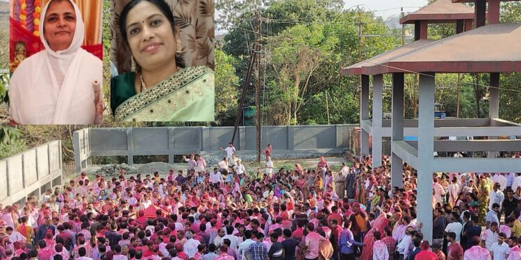 दुधाच्या टेम्पोने तिघींना चिरडले