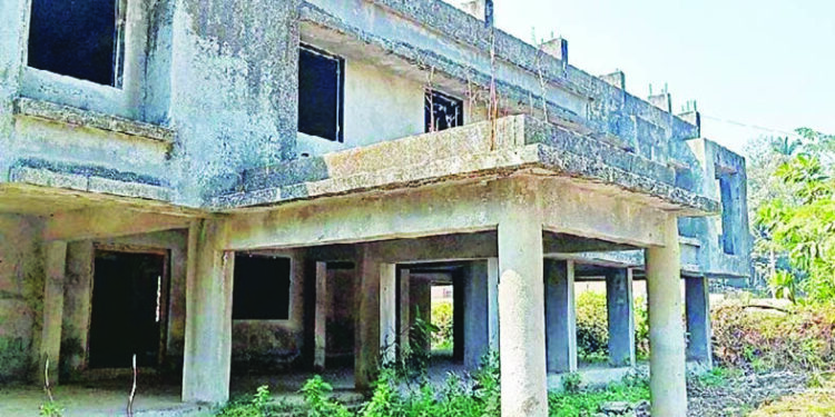 मोरा सागरी पोलीस ठाणे निधीअभावी अपूर्णच