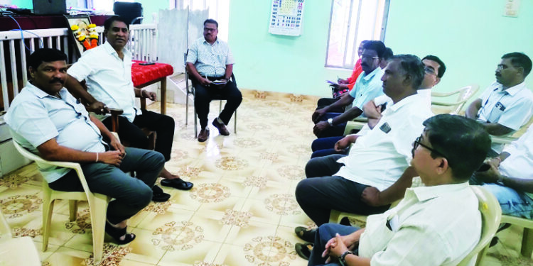 मतदारयाद्या अद्ययावत करा; पंडित पाटील यांची मागणी