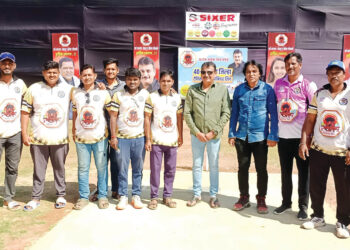 अलिबागमध्ये 40 प्लस क्रिकेट स्पर्धेचा शुभारंभ