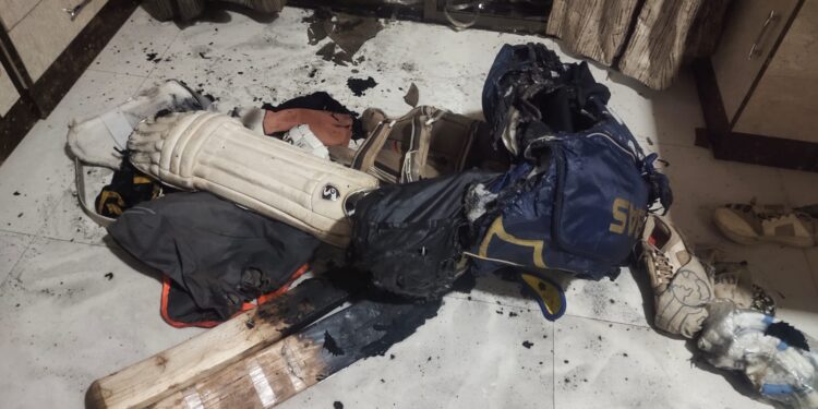 कर्जतमधील वृंदावन हेरीटेजमध्ये आग; तीन जण जखमी