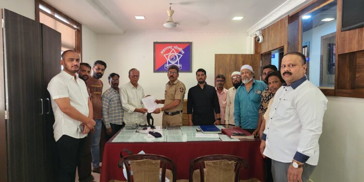 दोषींवर कारवाई करण्याची मागणी