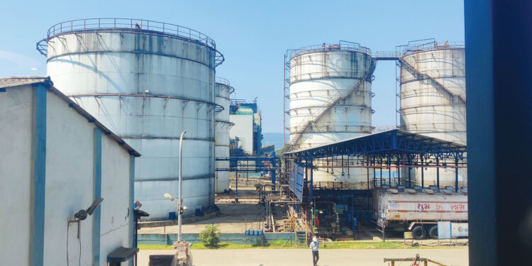 लक्ष्मी ऑरगॅनिक कंपनीमध्ये वायू गळती