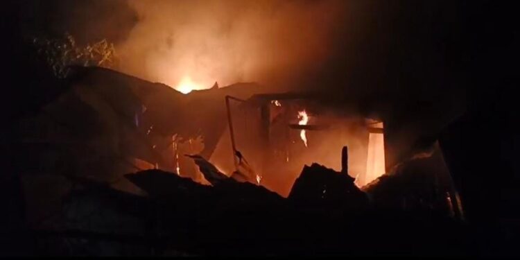 माथेरानच्या सेंट्रल हॉटेलमधील माळ्याच्या घराला आग