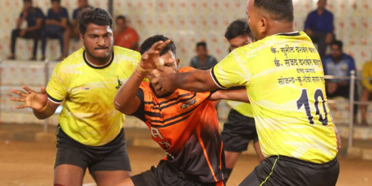 चारचौघे मित्र मंडळ आयोजित जिल्हास्तरीय कबड्डी स्पर्धा