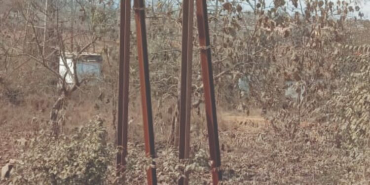 महावितरणच्या ठेकेदाराची मनमानी