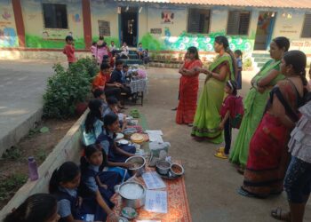 राजिप शाळा वडगांव चे विद्यार्थी बनले व्यवसायीक