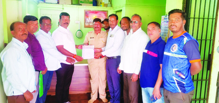 गुरे चोरणाऱ्यांवर कडक कारवाईची मागणी