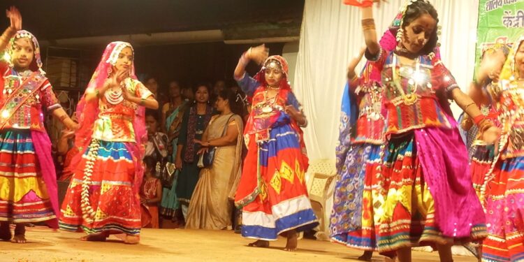 म्हसळा प्राथमिक शाळेचा स्नेहसंमेलन