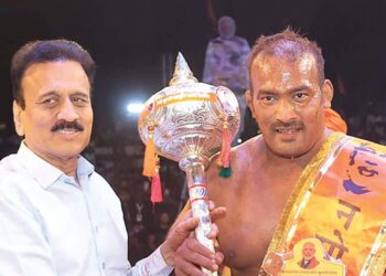 जामनेरमध्ये  सिकंदर शेख आणि चौधरीचाच विजय