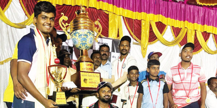 जावटे क्रिकेट स्पर्धेत ओम साईराम अव्वल