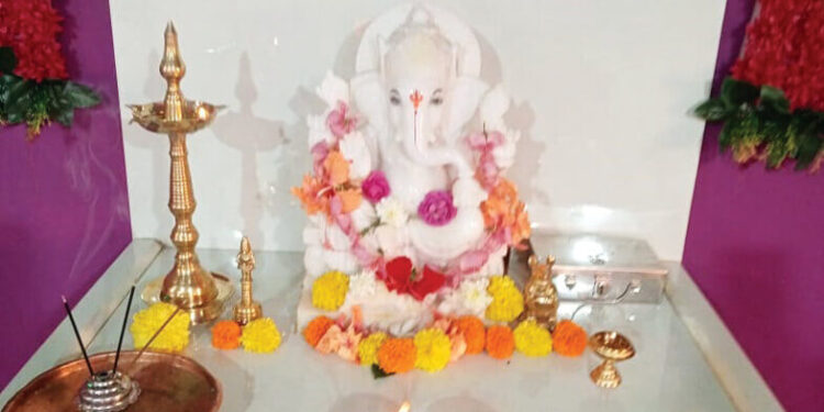 गणेशाची प्रतिष्ठापना सोहळा संपन्न