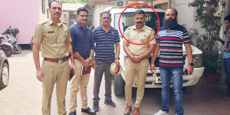 पनवेलमध्ये तोतया पोलिसास अटक