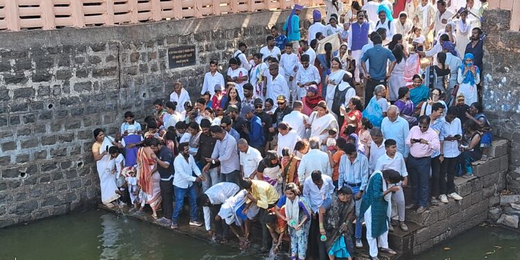 चवदार तळ्यावर लोटला भिमसागर