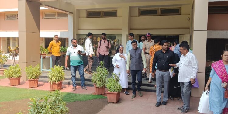 जिल्ह्यातील मतदान केंद्राची होणार पाहणी