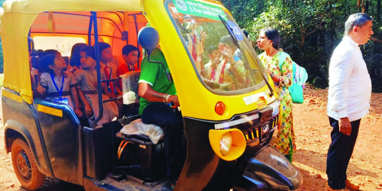 ई-रिक्षांच्या पावत्यांमध्ये घोळ