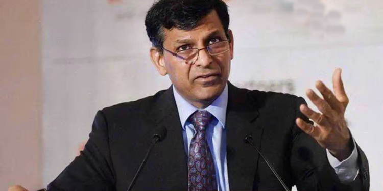 विकसित भारताचे ध्येय मूर्खपणाचे