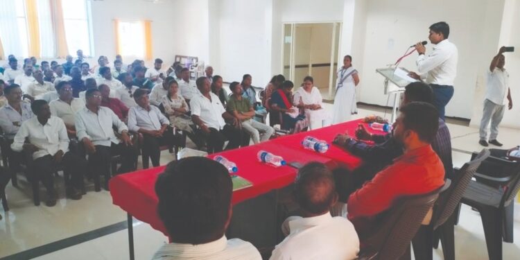 शासनाच्या विविध योजनांचा लाभ घ्या