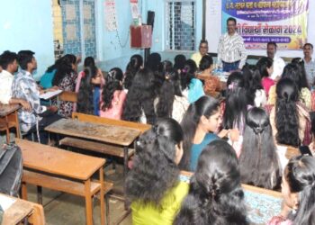 माजी विद्यार्थी मेळावा संपन्न