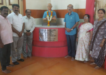 ॲड. दत्ता पाटील यांना विनम्र अभिवादन